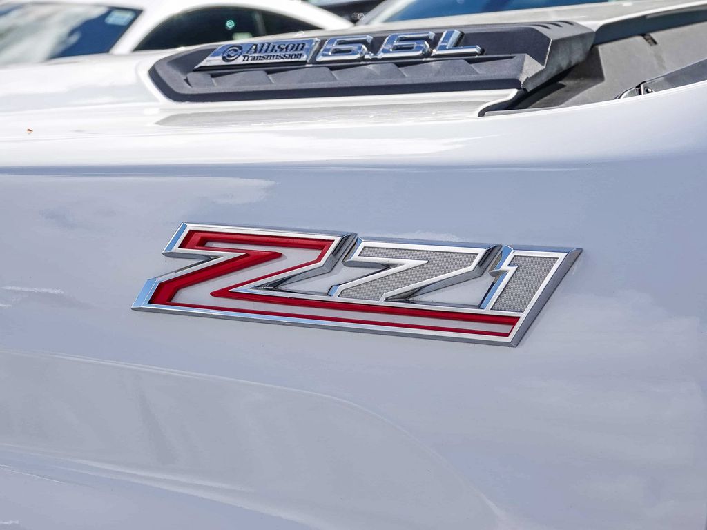 Thumbnail: 2024 Chevrolet Silverado 2500 - 21