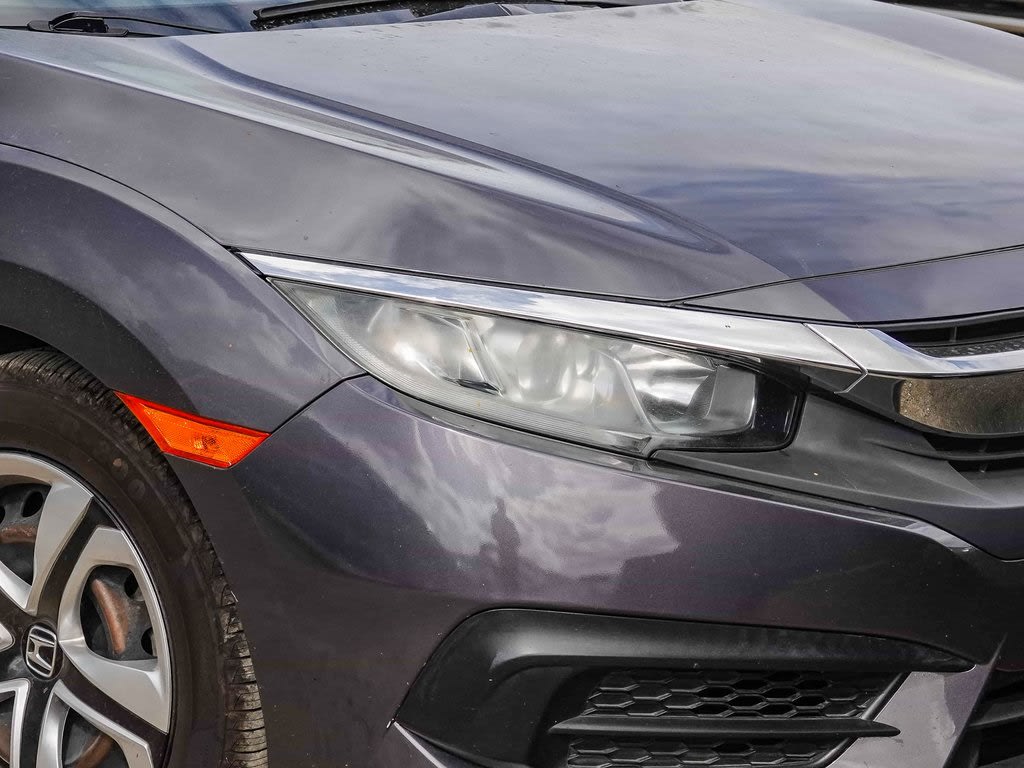 Thumbnail: 2018 Honda Civic - 9