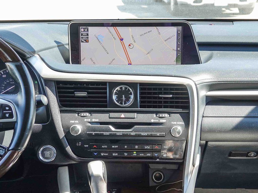 Thumbnail: 2017 Lexus RX - 13