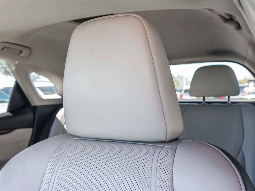 Thumbnail: 2017 Lexus RX - 27