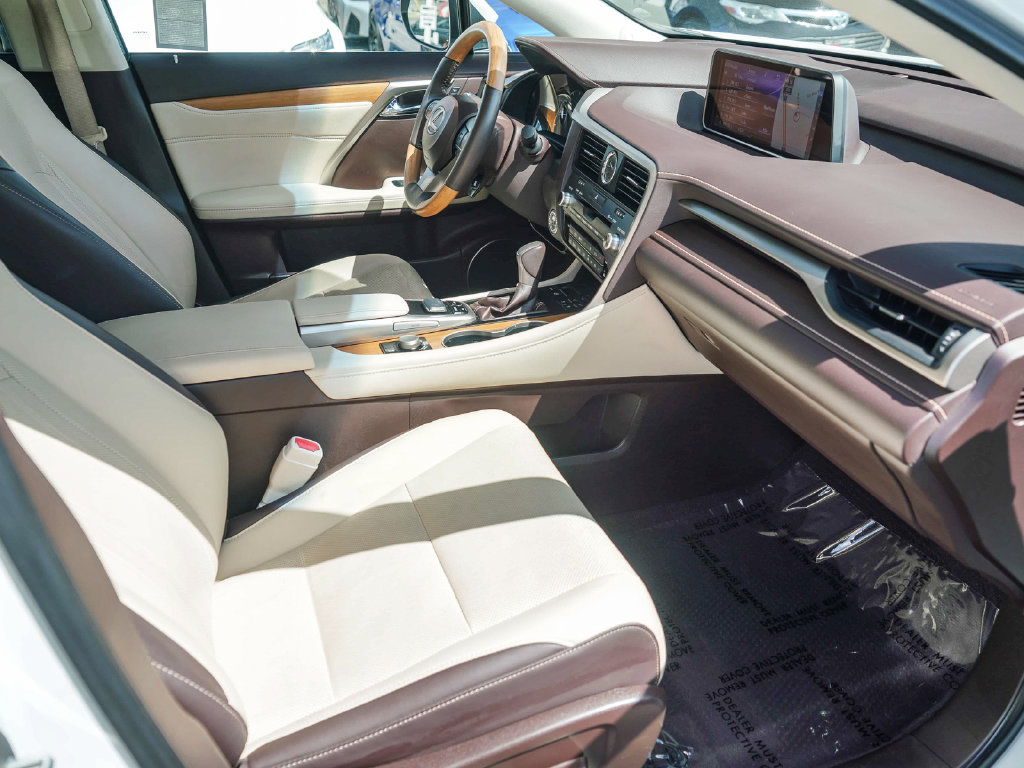 Thumbnail: 2017 Lexus RX - 12