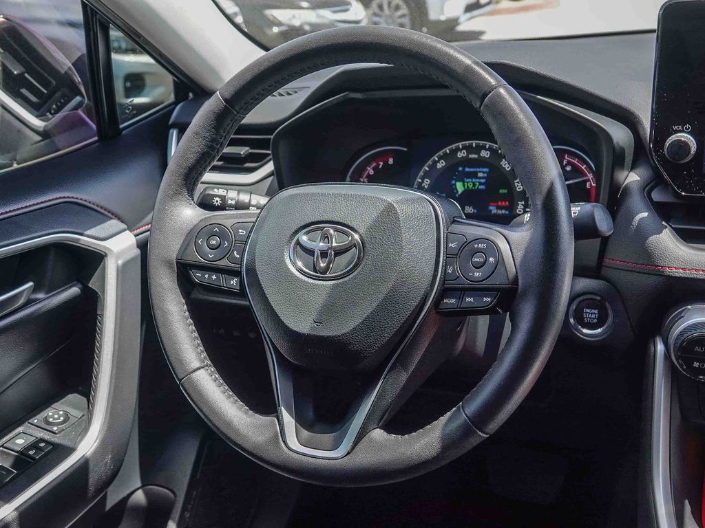 Thumbnail: 2023 Toyota RAV4 - 8