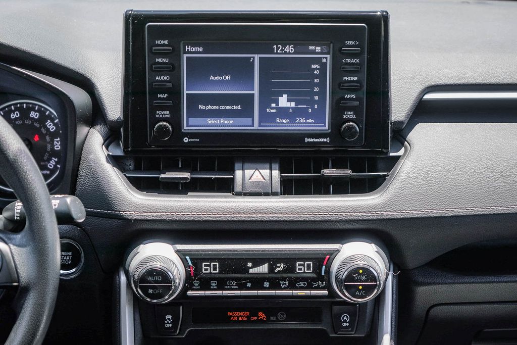 Thumbnail: 2020 Toyota RAV4 - 11