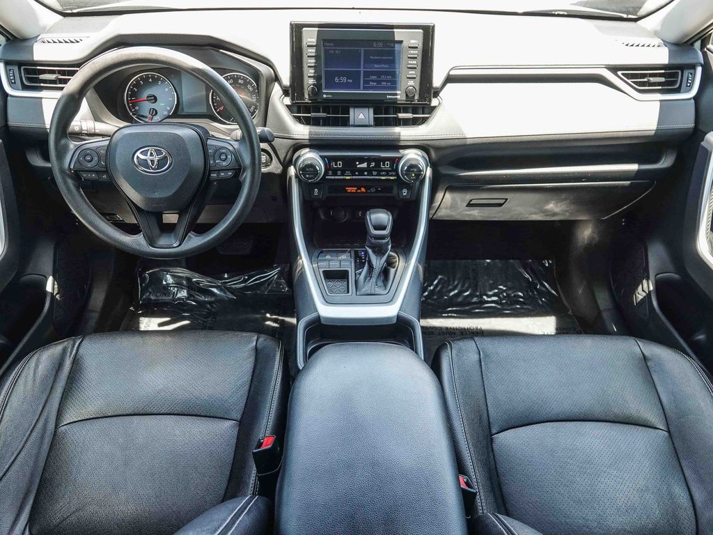 Thumbnail: 2021 Toyota RAV4 - 2