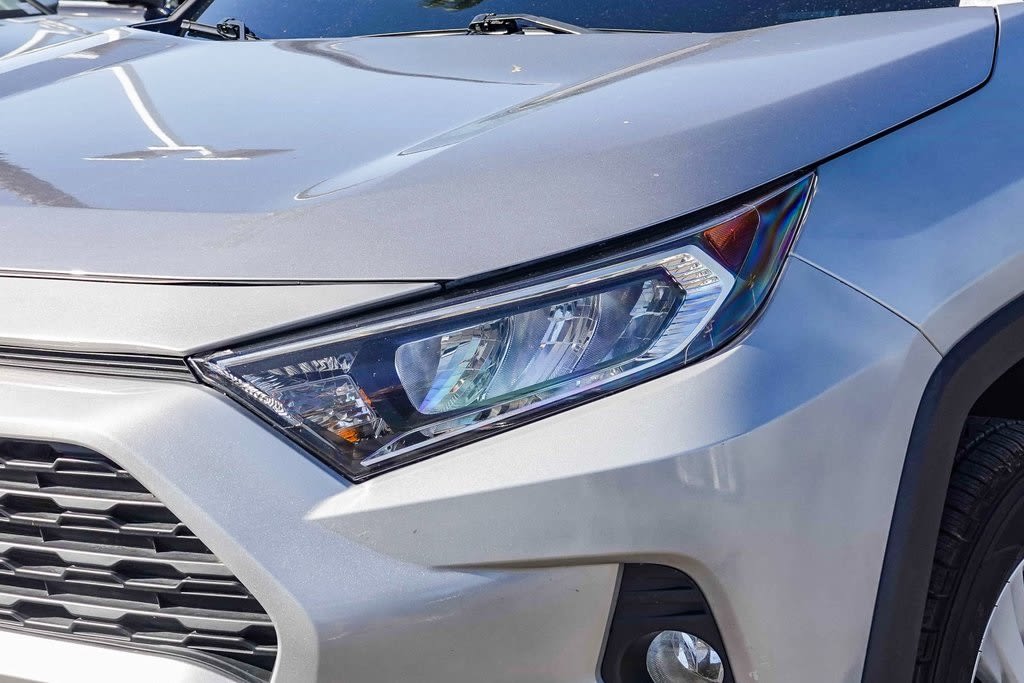 2021 Toyota RAV4 XLE 20