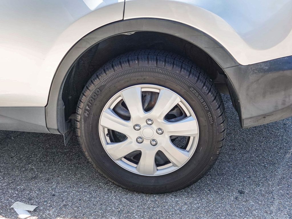 Thumbnail: 2014 Toyota RAV4 - 6