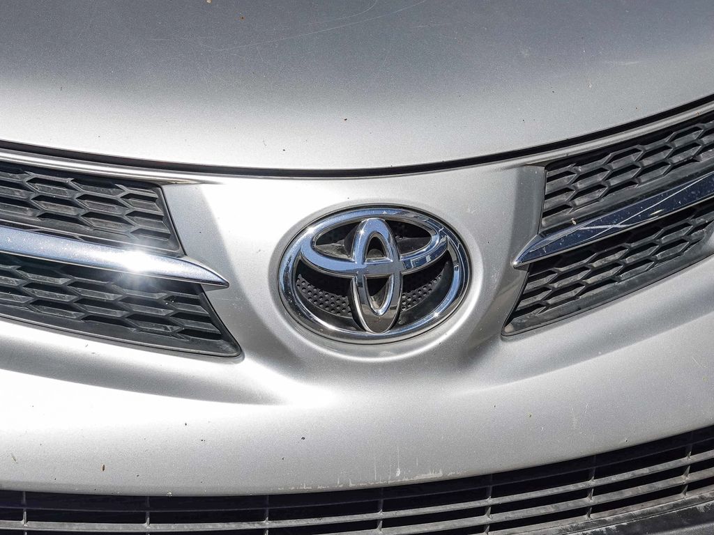 Thumbnail: 2014 Toyota RAV4 - 5