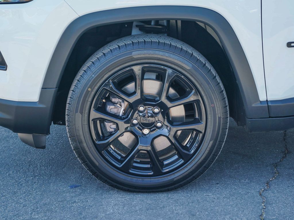 Thumbnail: 2023 Jeep Compass - 6