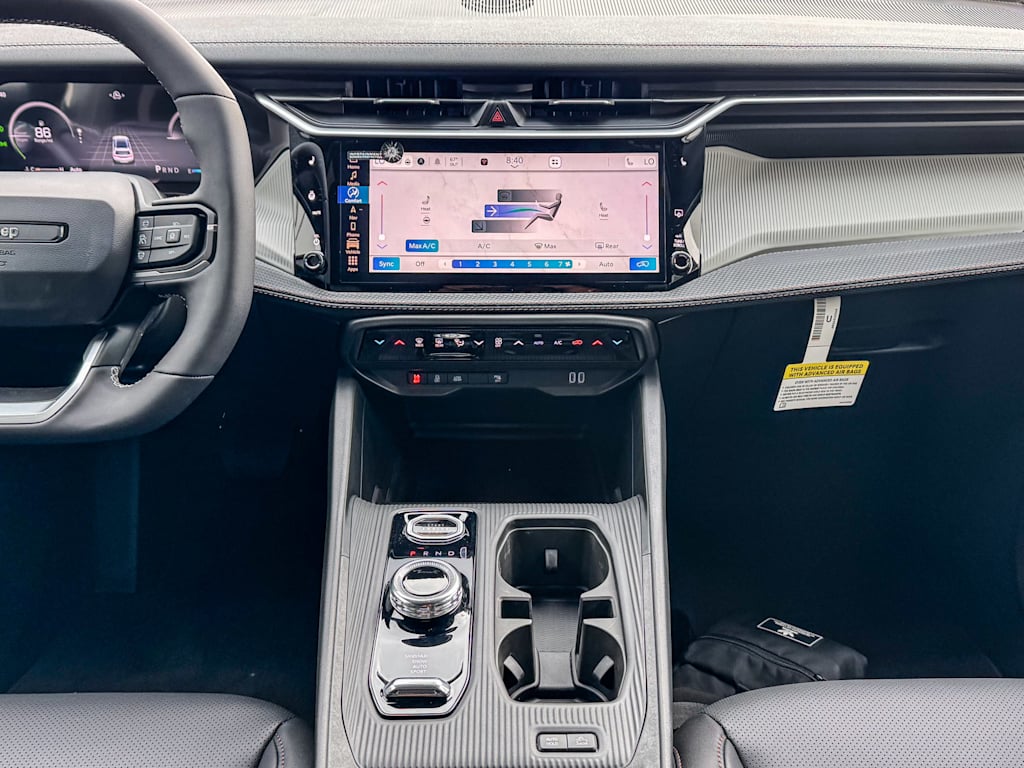 Thumbnail: 2026 Jeep Cherokee - 8
