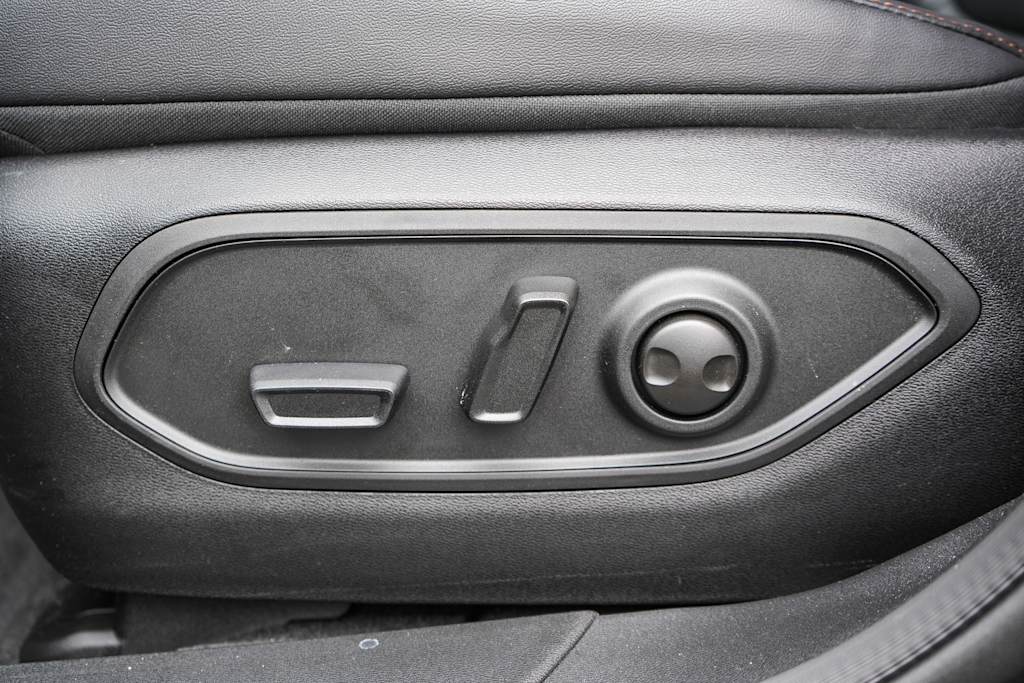 Thumbnail: 2026 Jeep Cherokee - 22