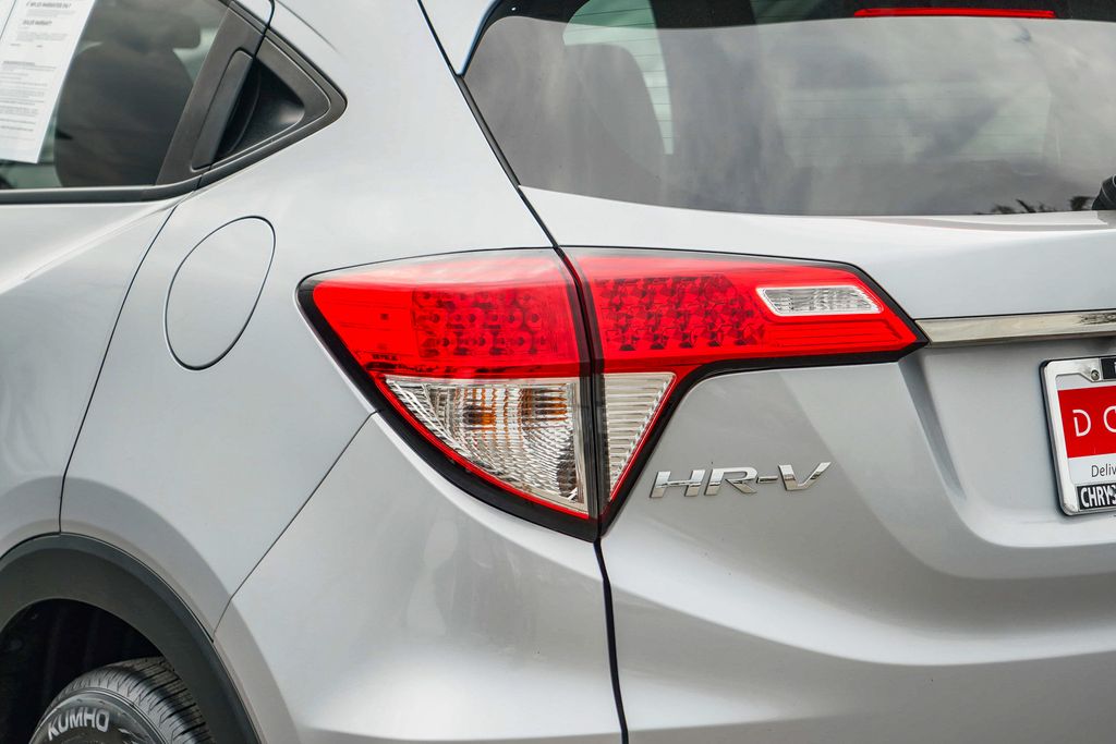 Thumbnail: 2022 Honda HR-V - 18