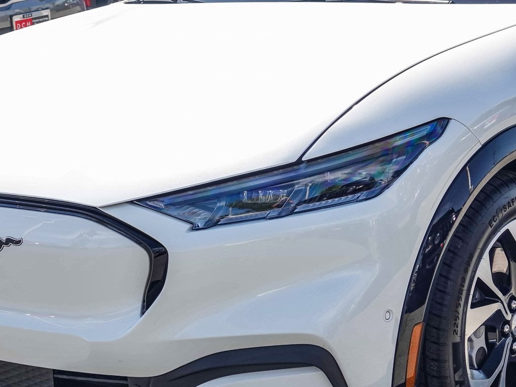 Thumbnail: 2021 Ford Mustang Mach-E - 18