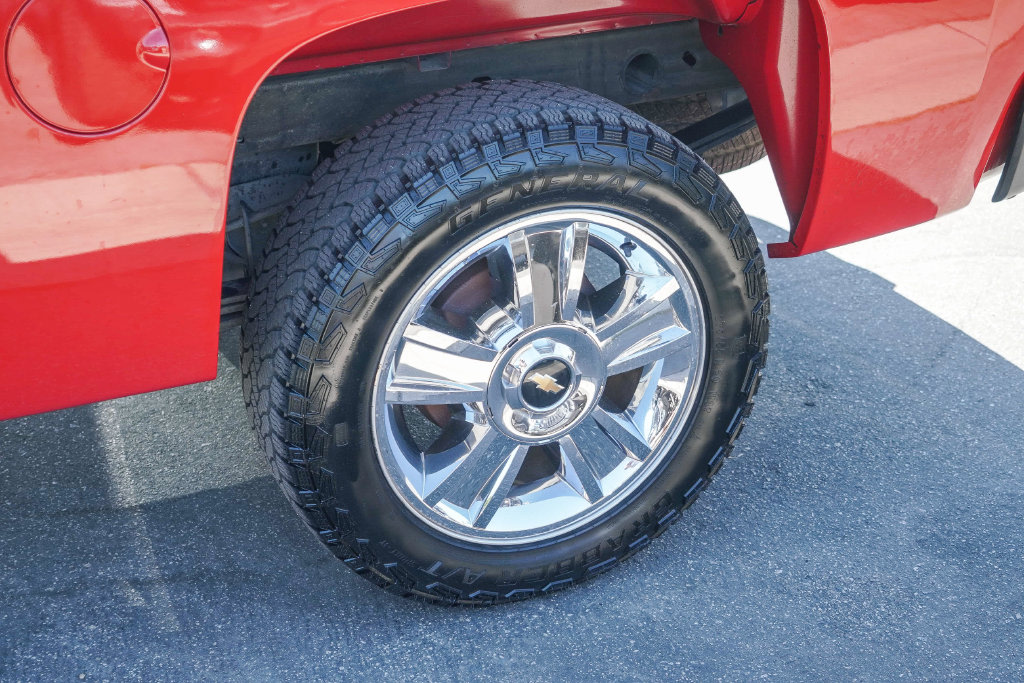 Thumbnail: 2013 Chevrolet Silverado 1500 - 22