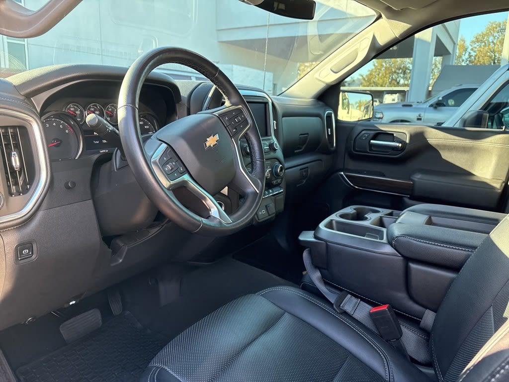 Thumbnail: 2021 Chevrolet Silverado 1500 - 2