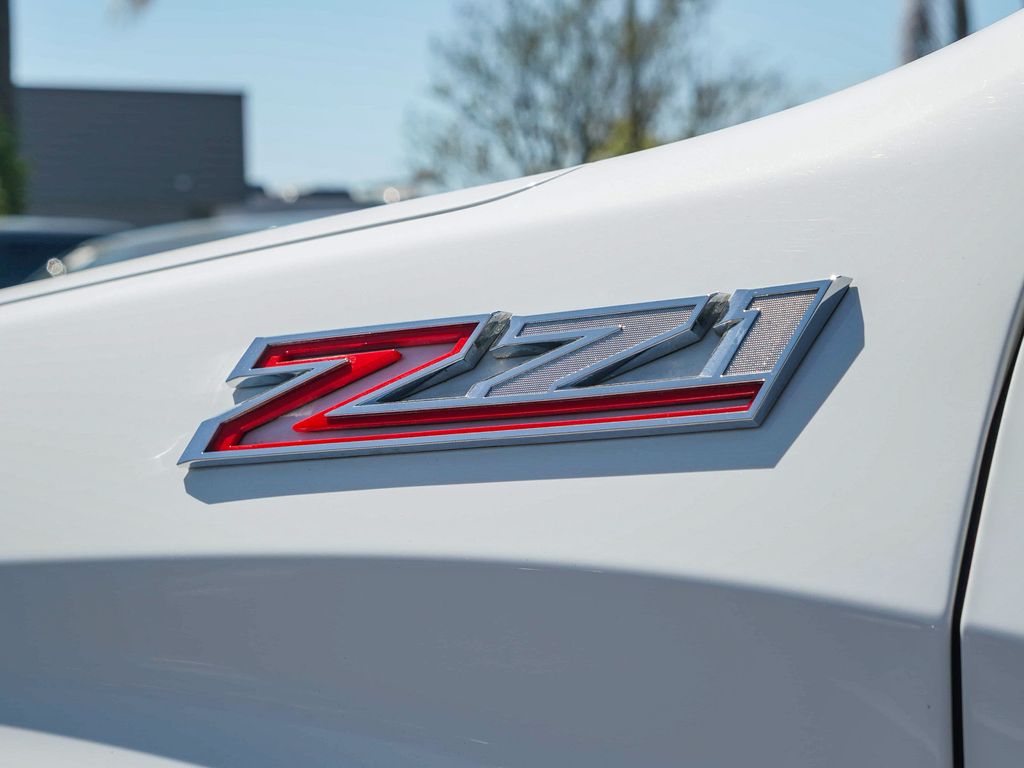 Thumbnail: 2021 Chevrolet Silverado 1500 - 6
