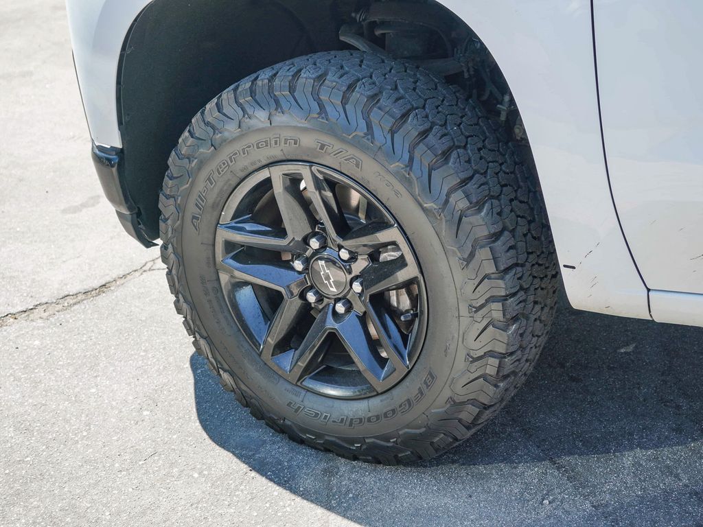 Thumbnail: 2021 Chevrolet Silverado 1500 - 7