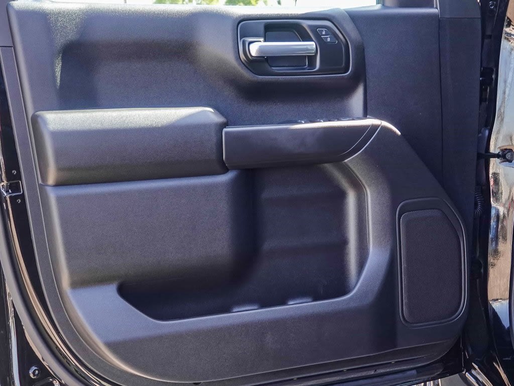 Thumbnail: 2025 Chevrolet Silverado 1500 - 23