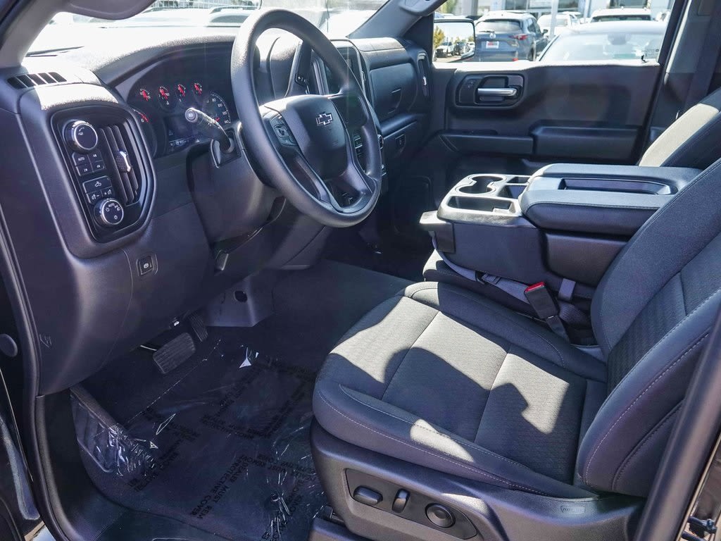 Thumbnail: 2025 Chevrolet Silverado 1500 - 10