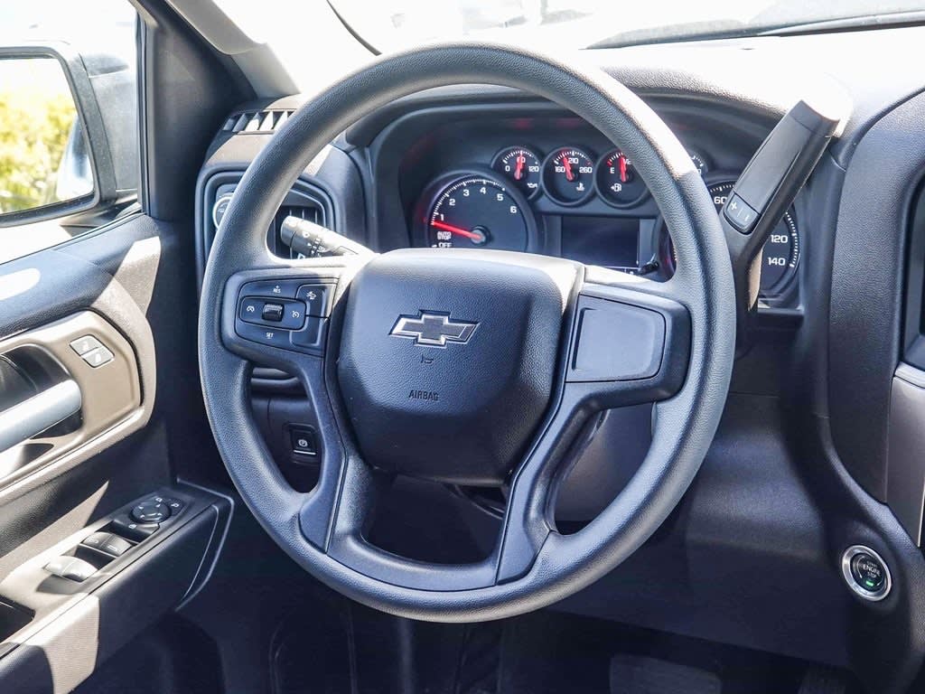 Thumbnail: 2025 Chevrolet Silverado 1500 - 8