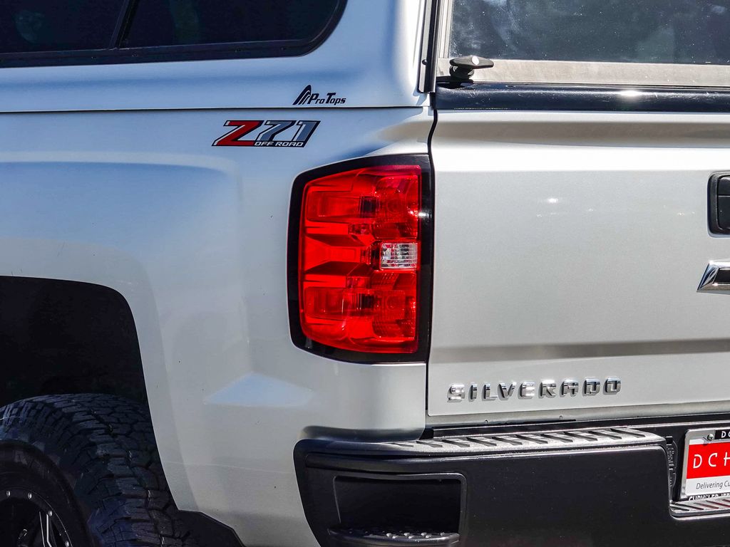 Thumbnail: 2018 Chevrolet Silverado 1500 - 18