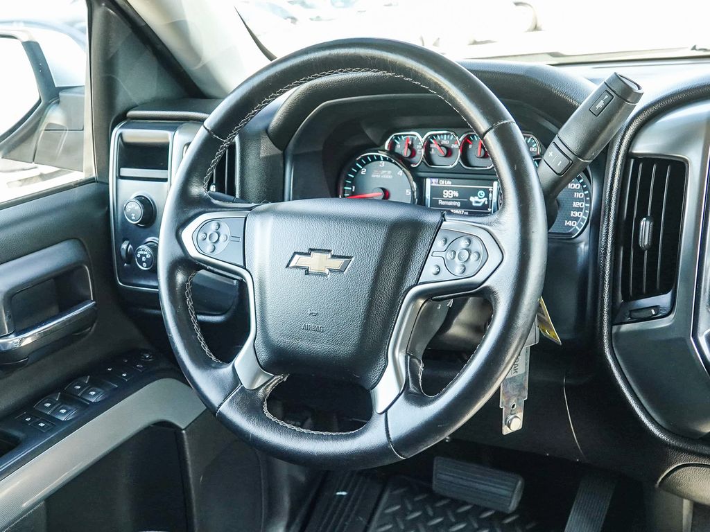 Thumbnail: 2018 Chevrolet Silverado 1500 - 8