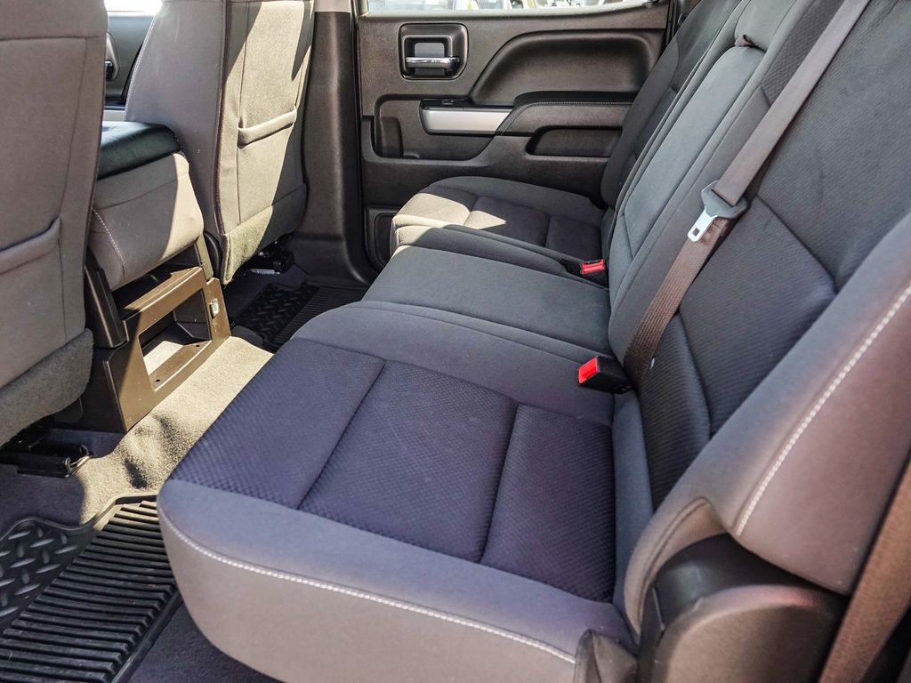 Thumbnail: 2018 Chevrolet Silverado 1500 - 10