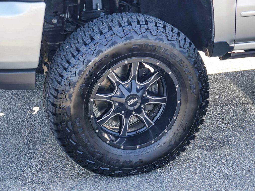 Thumbnail: 2018 Chevrolet Silverado 1500 - 6