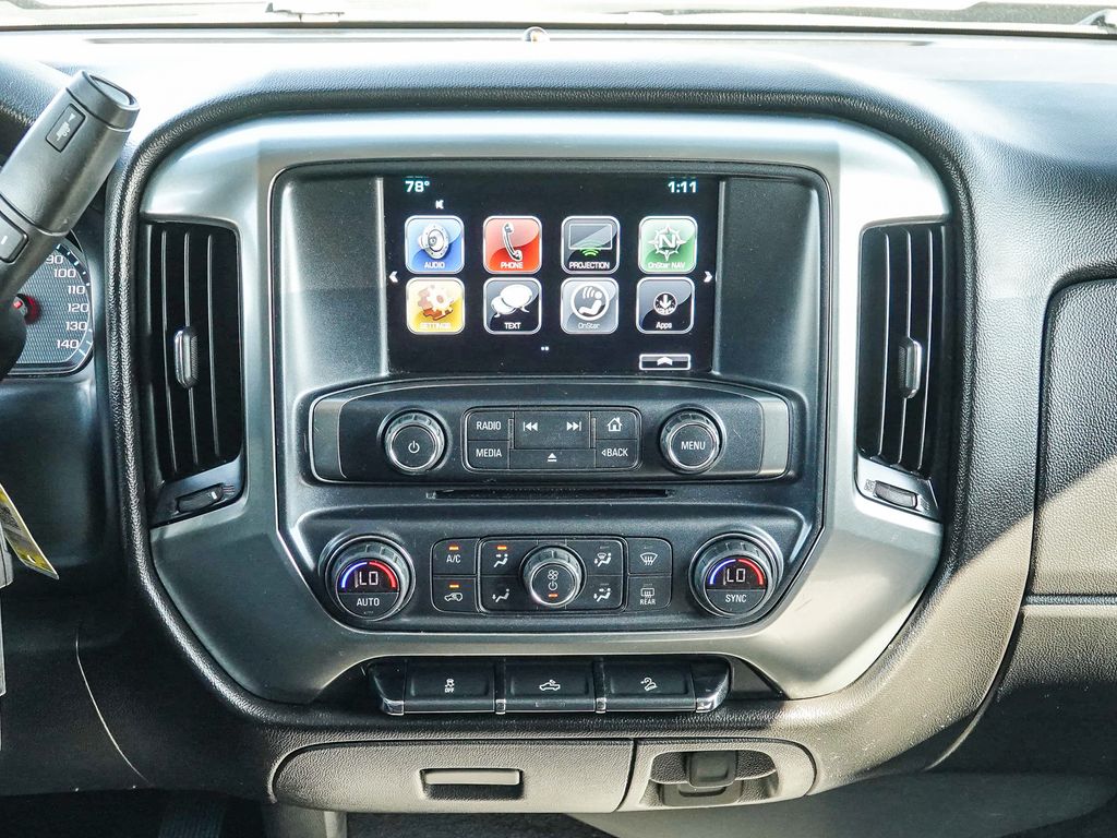 Thumbnail: 2018 Chevrolet Silverado 1500 - 13