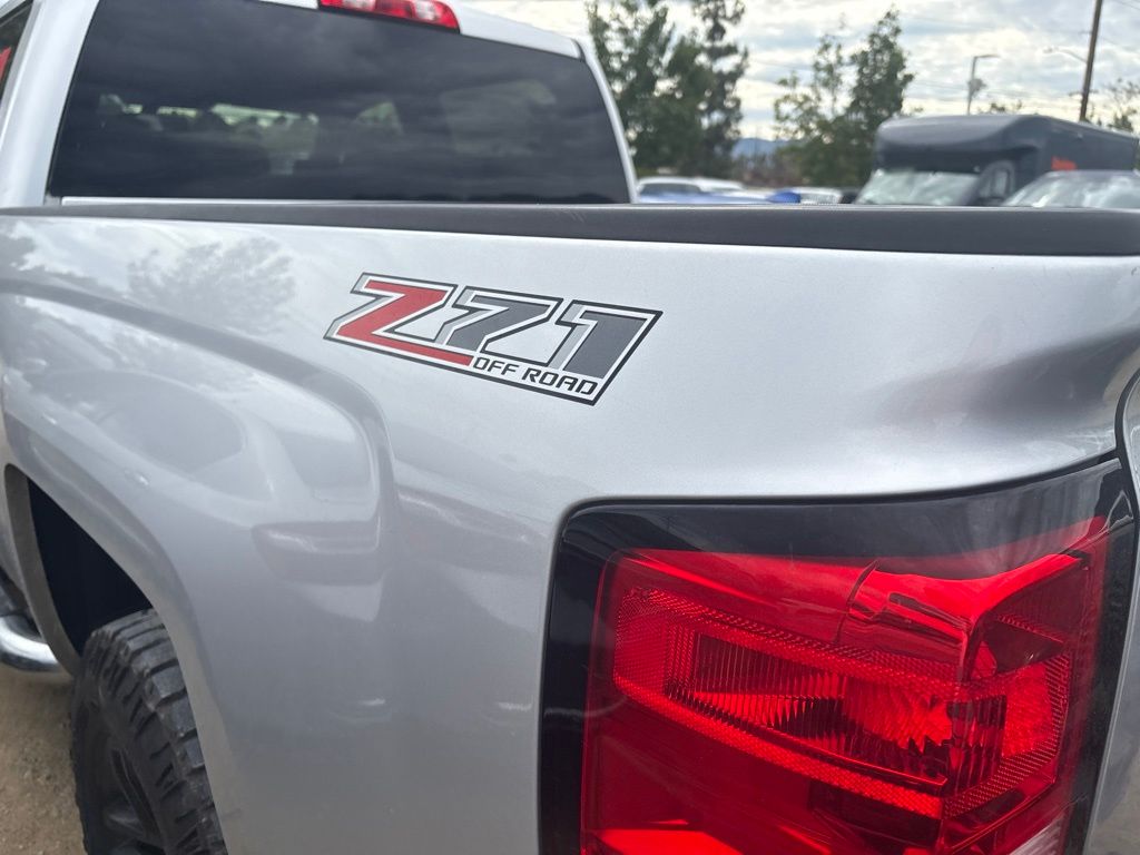 Thumbnail: 2017 Chevrolet Silverado 1500 - 5