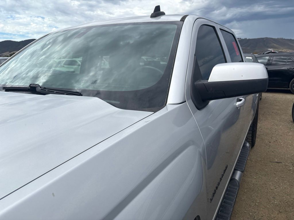 Thumbnail: 2017 Chevrolet Silverado 1500 - 10