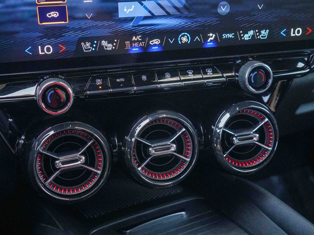 Thumbnail: 2024 Chevrolet Blazer EV - 23