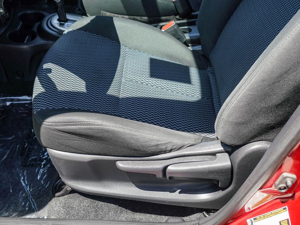 Thumbnail: 2018 Nissan Versa Note - 24