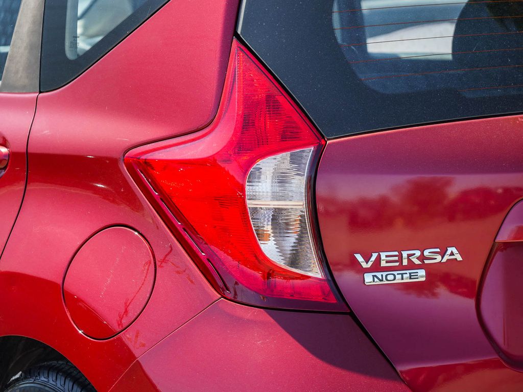Thumbnail: 2018 Nissan Versa Note - 6