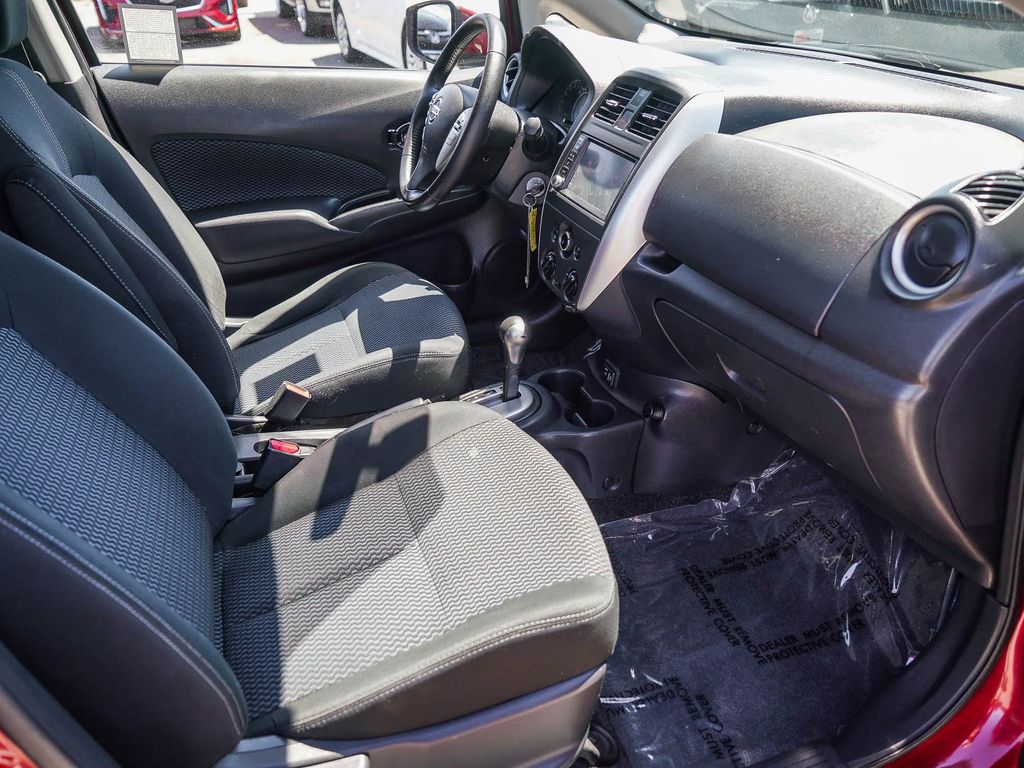 Thumbnail: 2018 Nissan Versa Note - 10