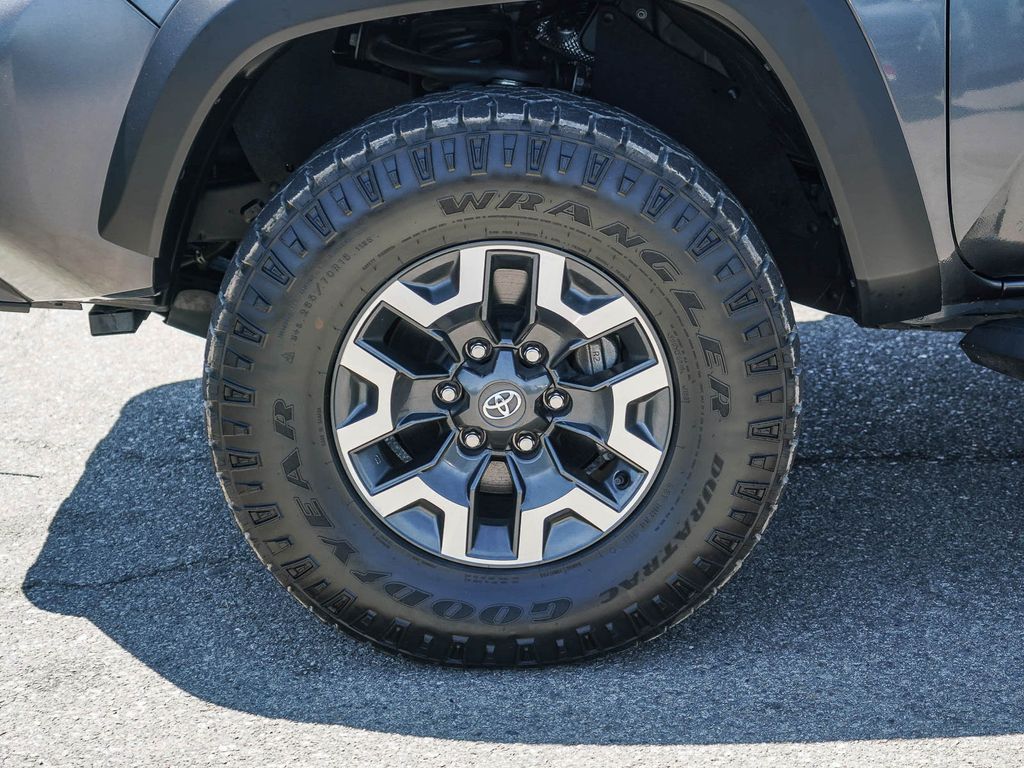Thumbnail: 2023 Toyota Tacoma - 6