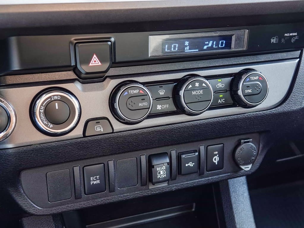 Thumbnail: 2023 Toyota Tacoma - 25