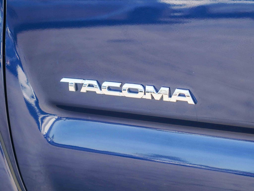 Thumbnail: 2008 Toyota Tacoma - 6