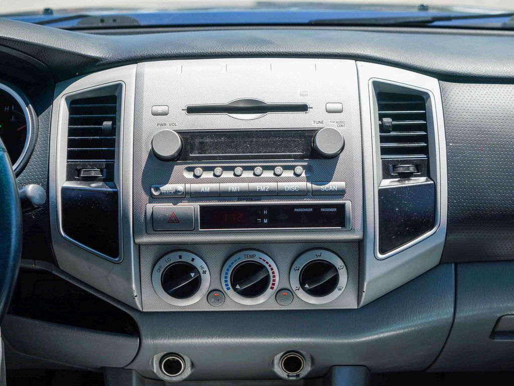 Thumbnail: 2008 Toyota Tacoma - 12