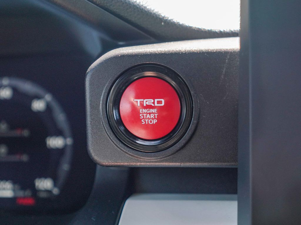 Thumbnail: 2024 Toyota Tacoma - 27