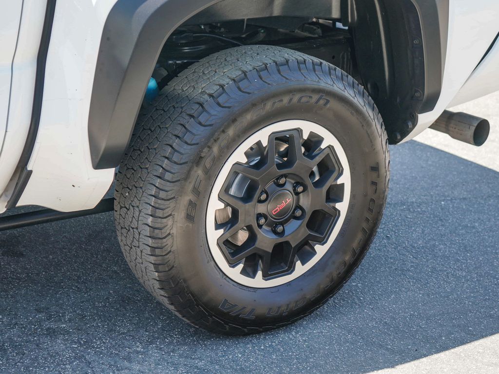 Thumbnail: 2024 Toyota Tacoma - 21