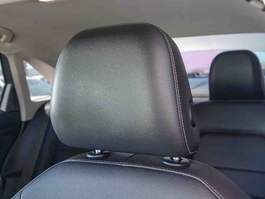 Thumbnail: 2021 Volkswagen Jetta - 27