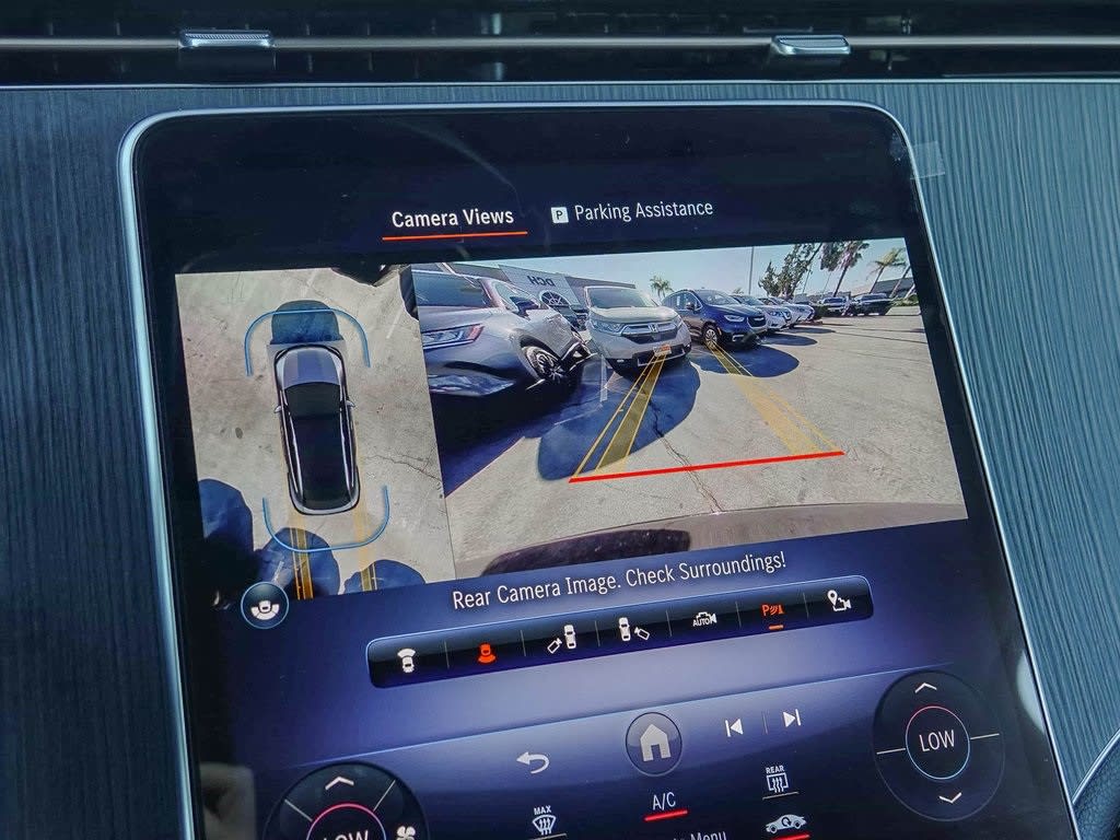 Thumbnail: 2024 Mercedes-Benz EQE - 24