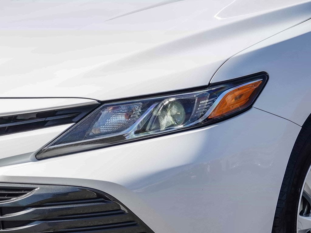 Thumbnail: 2019 Toyota Camry - 20