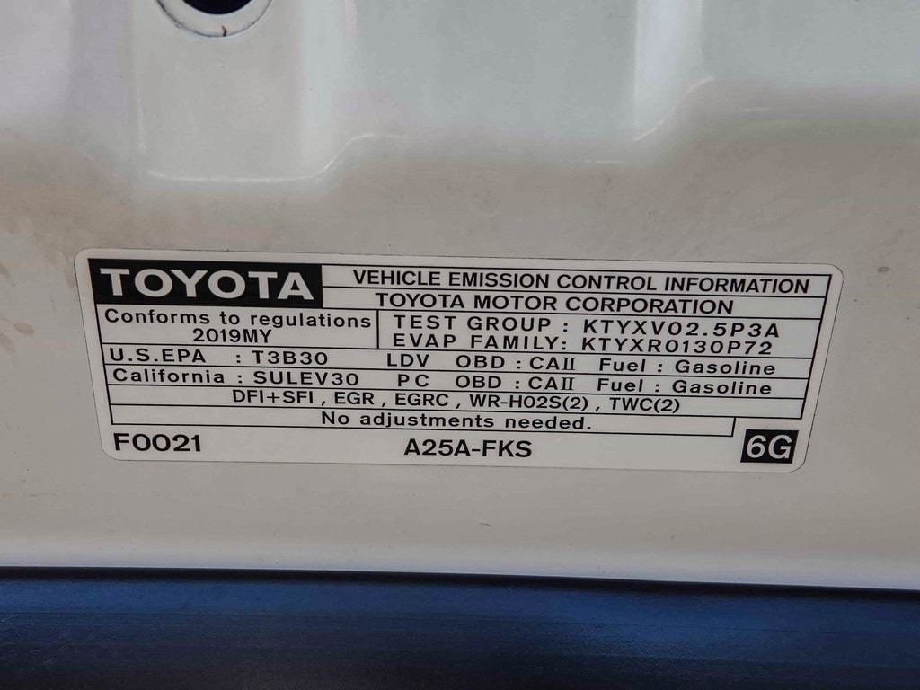 Thumbnail: 2019 Toyota Camry - 16