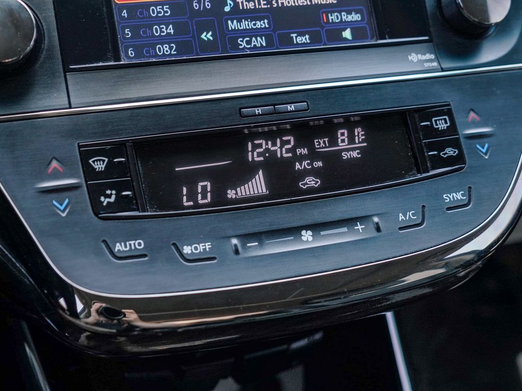 Thumbnail: 2014 Toyota Avalon - 23