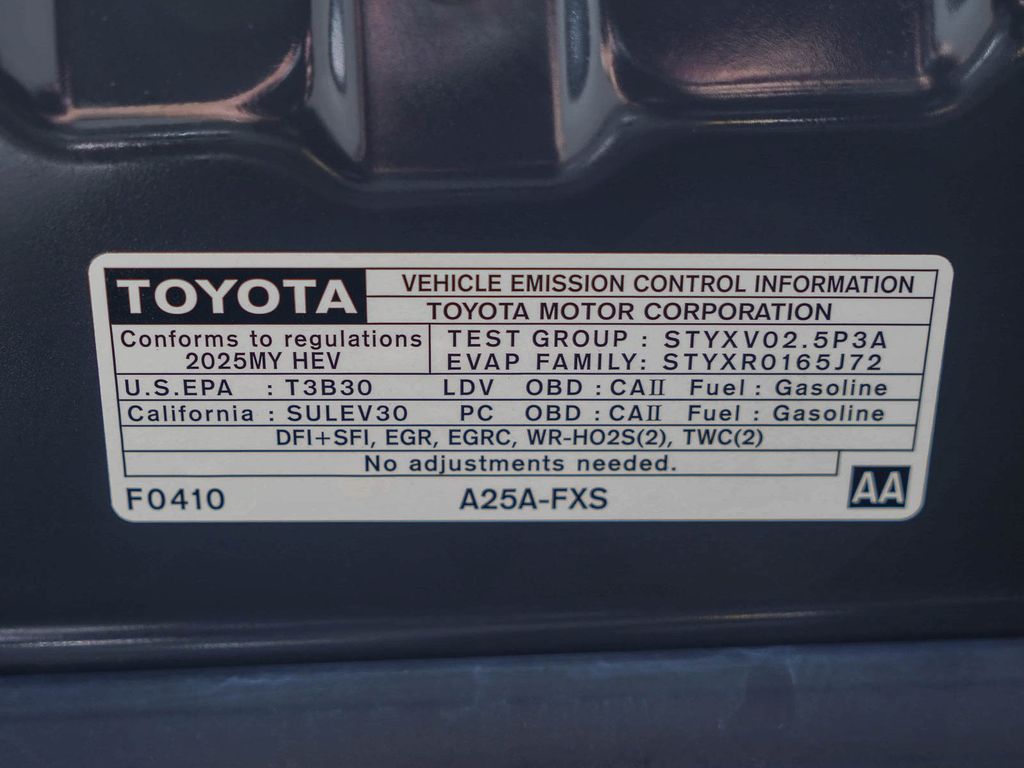 Thumbnail: 2025 Toyota Camry - 16