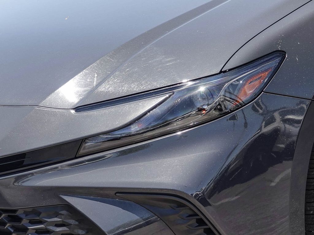 Thumbnail: 2025 Toyota Camry - 21