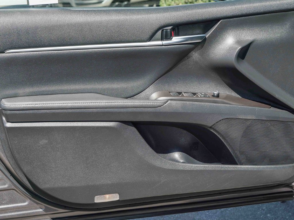 Thumbnail: 2023 Toyota Camry - 6