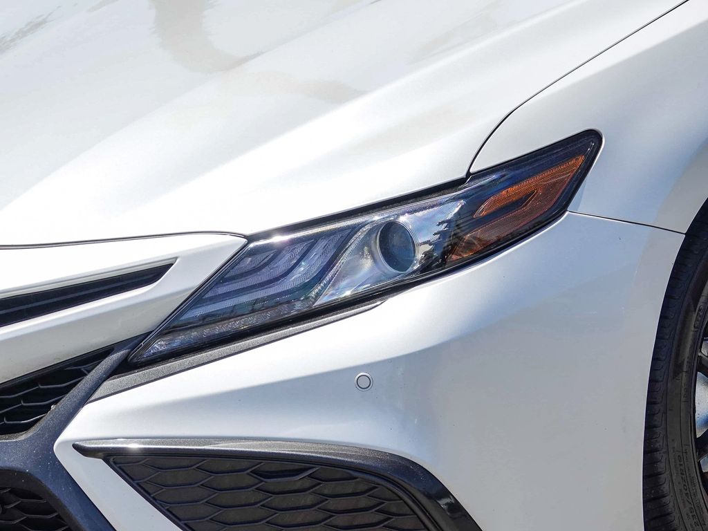 Thumbnail: 2024 Toyota Camry - 20