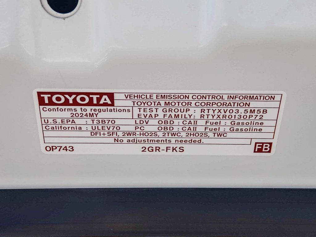 Thumbnail: 2024 Toyota Camry - 17